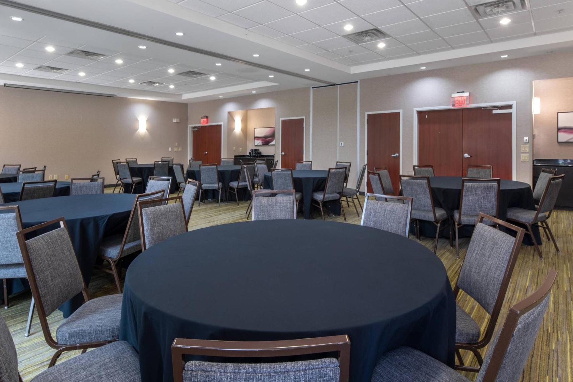 Courtyard Fort Worth West At Cityview Экстерьер фото