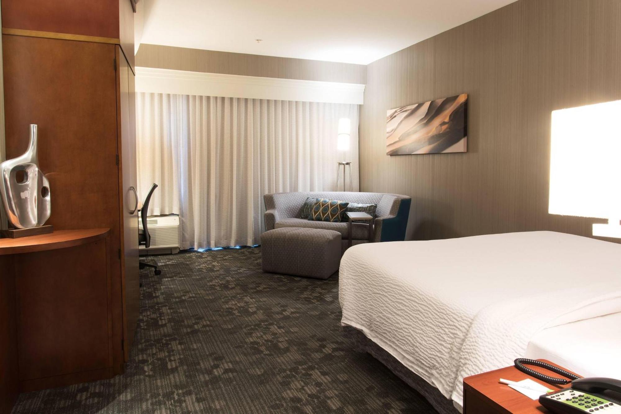 Courtyard Fort Worth West At Cityview Экстерьер фото